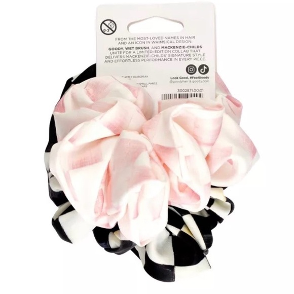 MacKenzie-Childs Checkered and Pink Scrunchie Set of 2 - Picture 3 of 5
